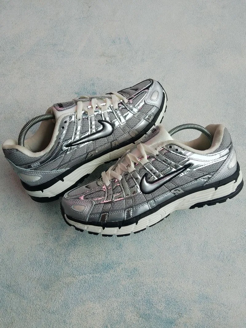Nike Sportswear Sneakers Pria silver photo 1