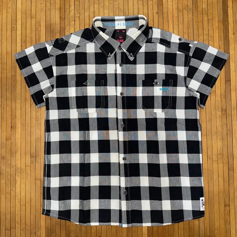 X-GIRL SKATER STREETWEAR BLACK AND WHITE CHECKERED BUTTON DO photo 1