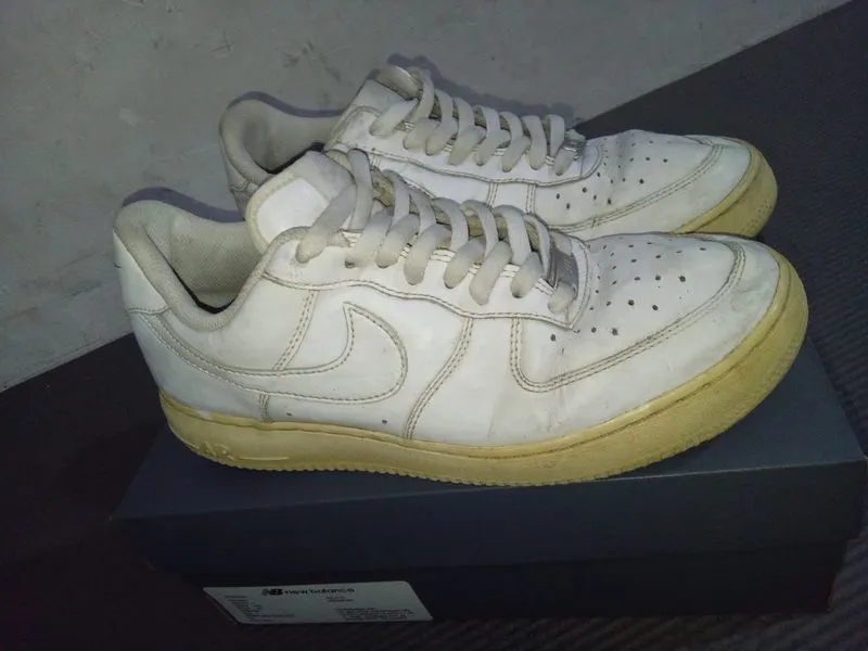 NIKE AIR FORCE 1 LOW TRIPLE WHITE photo 1