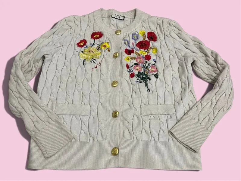 Cardigan  photo 1