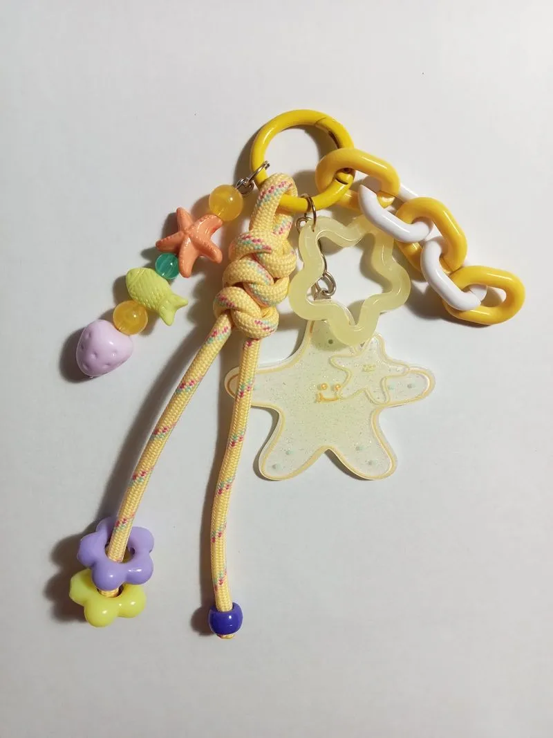 [ NETT ] Handmade Yellow StarfishTheme Bag Charm / Keychain photo 1