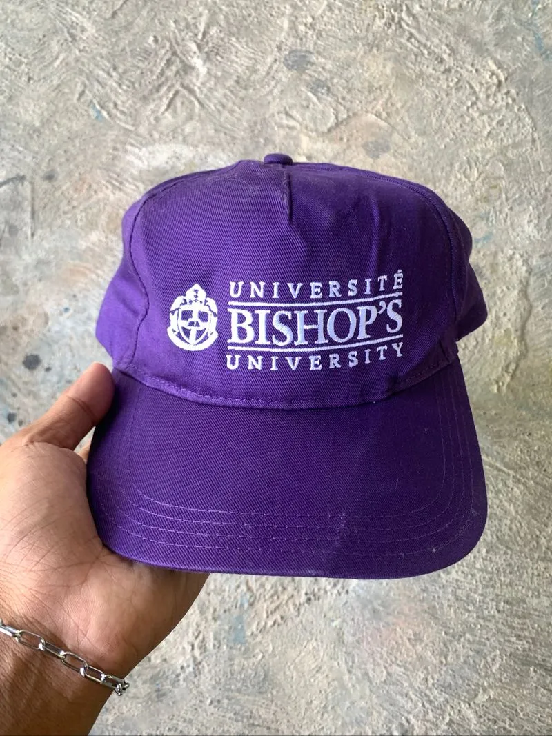 Caps Universite Bishop’s photo 1