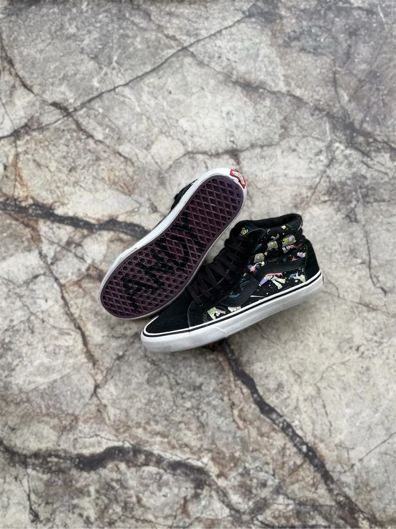 Vans Sk8-Hi x Toy Story Reissue Buzz Lightyear photo 1