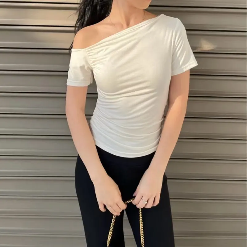 One shoulder  photo 1