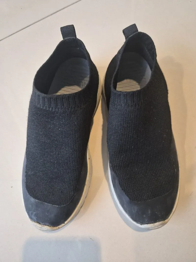 Sepatu Anak Wakai Kids Gyou Black photo 1
