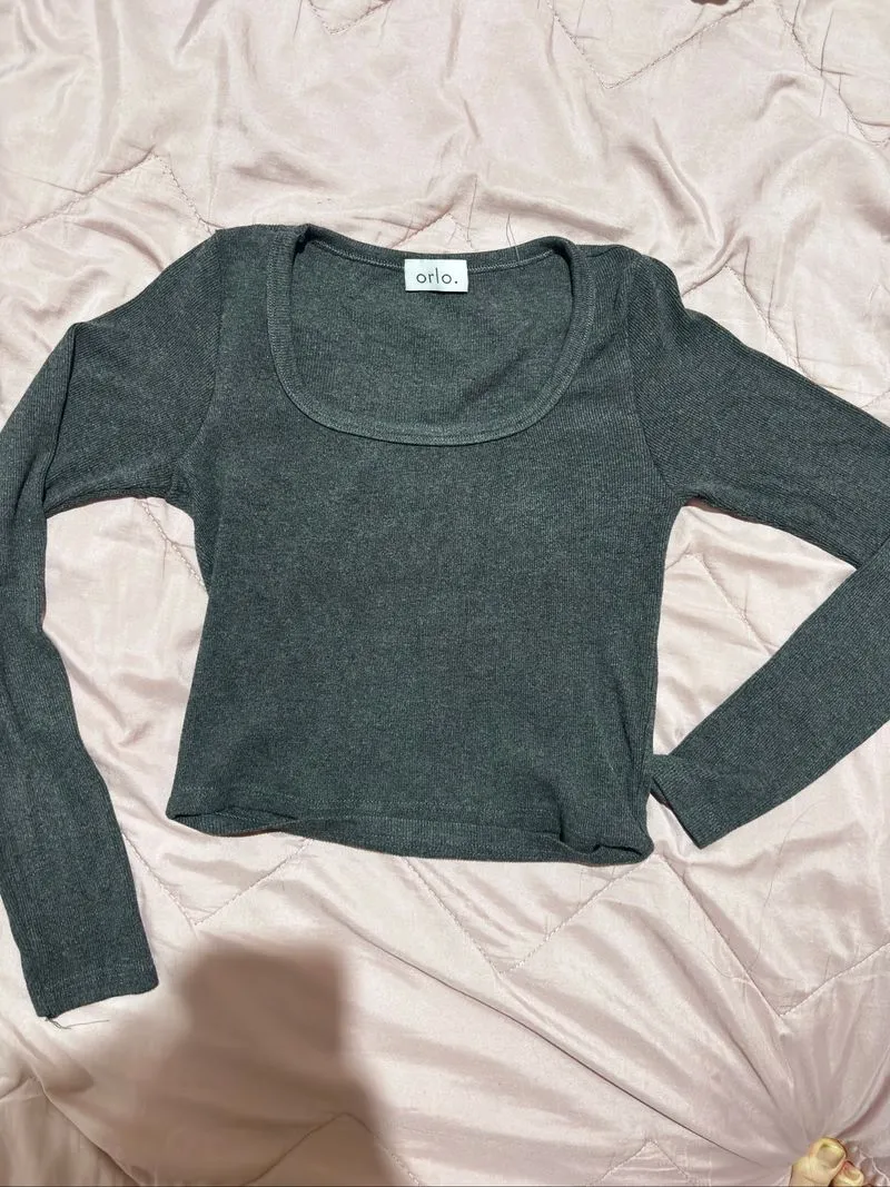 longsleeve squareneck  photo 1