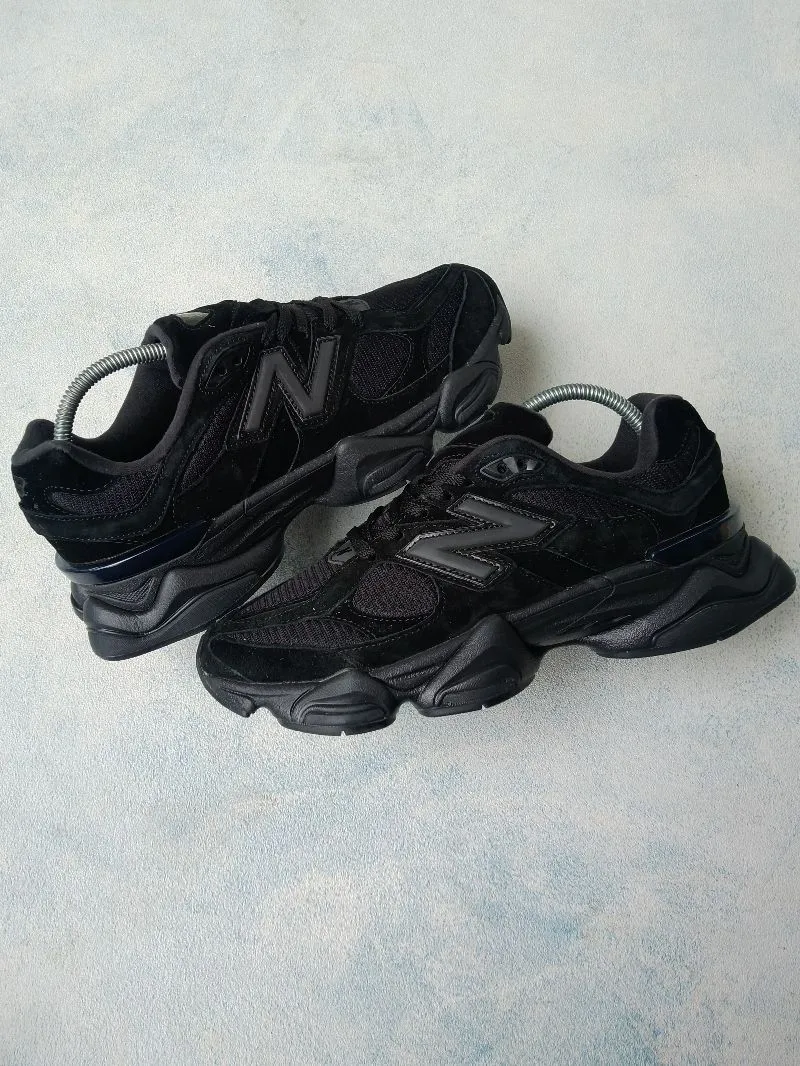 New Balance Sportswear Minimalist Sneakers Pria black photo 1