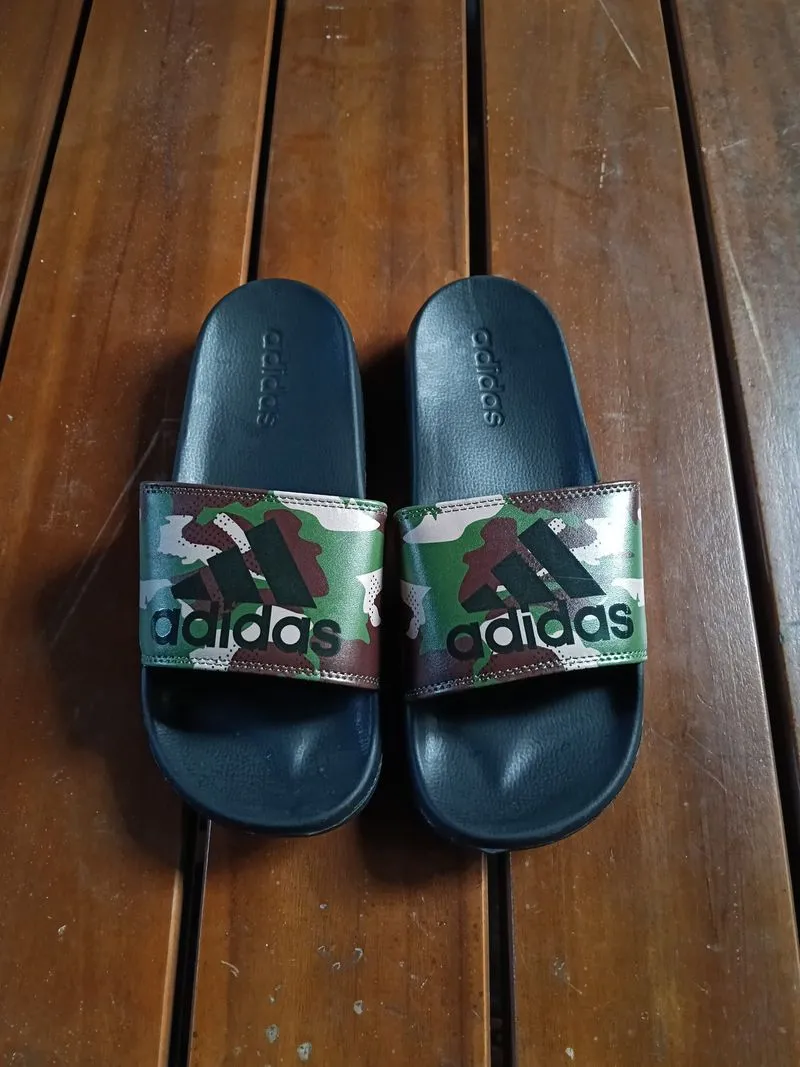 Sendal Adidas adilett  photo 1