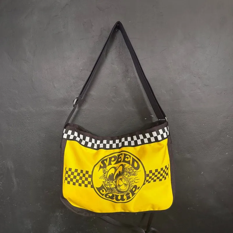 MOONEYES SPEED EQUIP SLING BAG photo 1