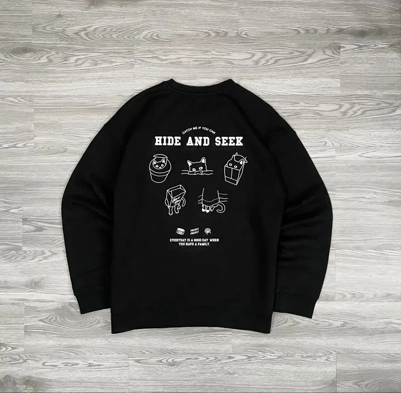 Crewneck Backprint Hide And Seek photo 1