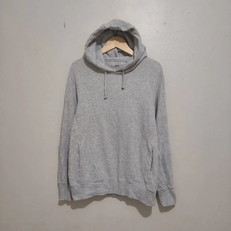 Hoodie Basic Uniqlo photo 1
