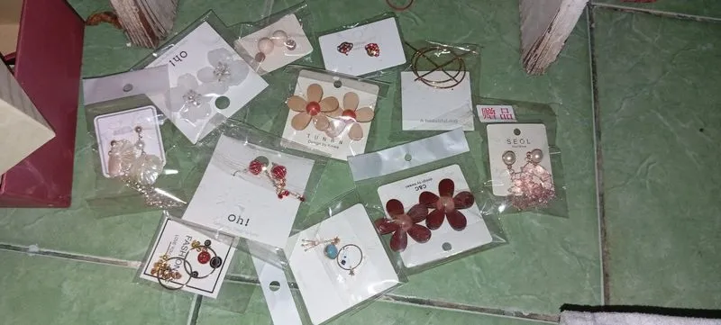 Anting anting fancy  isi banyak photo 1