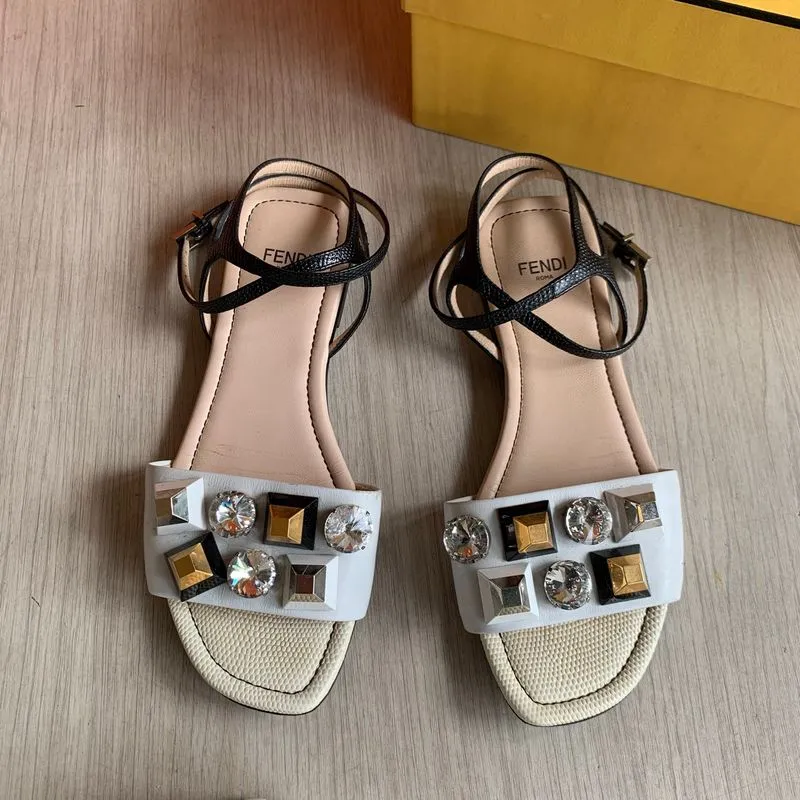 FENDI DAMEN SCHULE SANDAL LEATHER SIZE 35 (22cm) photo 1