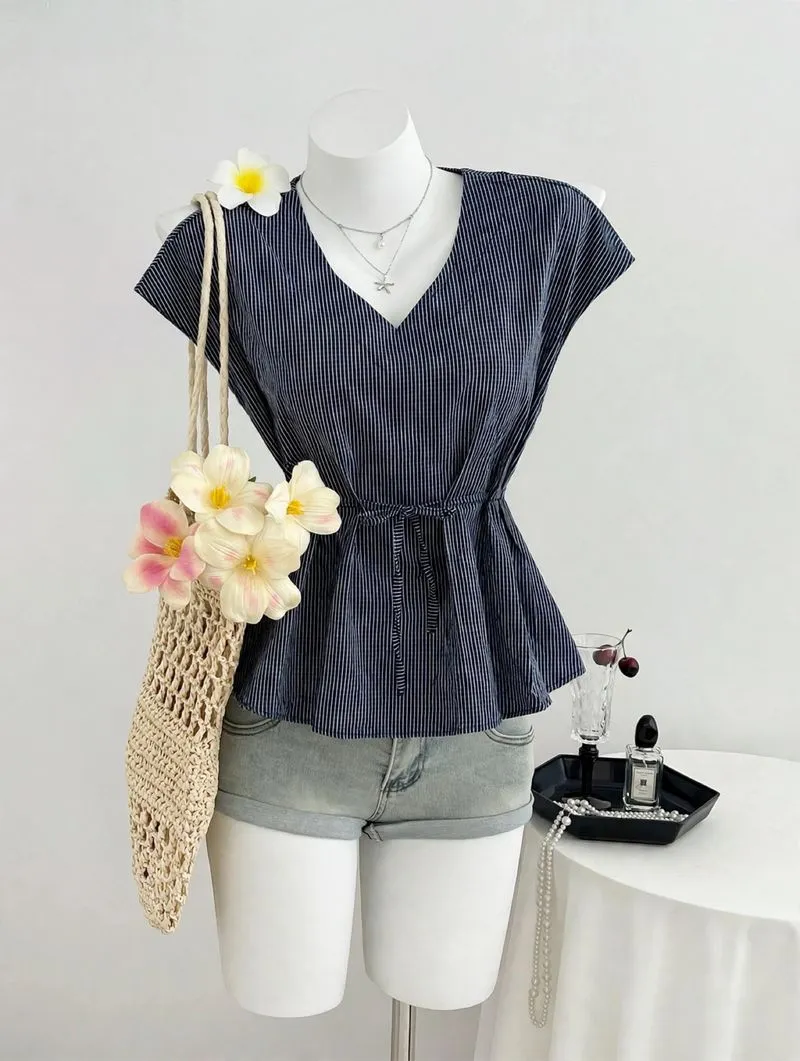Tie Waist Blouse Hello photo 1