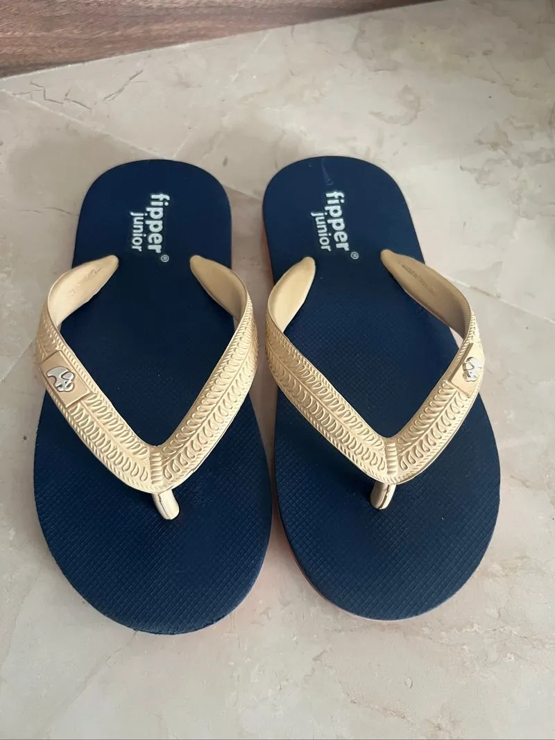Flipper Junior sandals Size UK2 photo 1