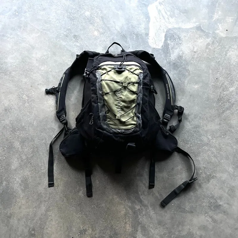 Salomon 20L backpack photo 1