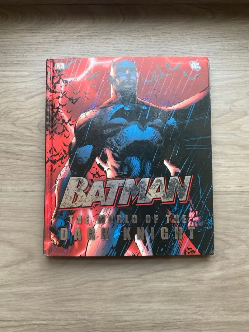 Batman the world of the Dark Night koleksi buku batman photo 1