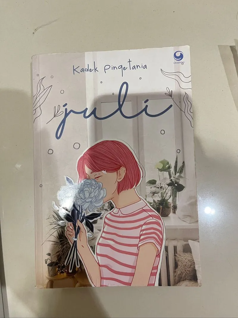 Juli photo 1