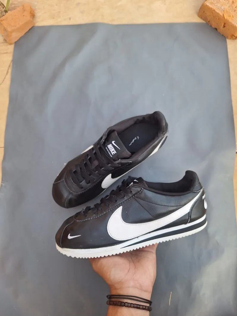 Nike Cortez Small Swoosh  photo 1