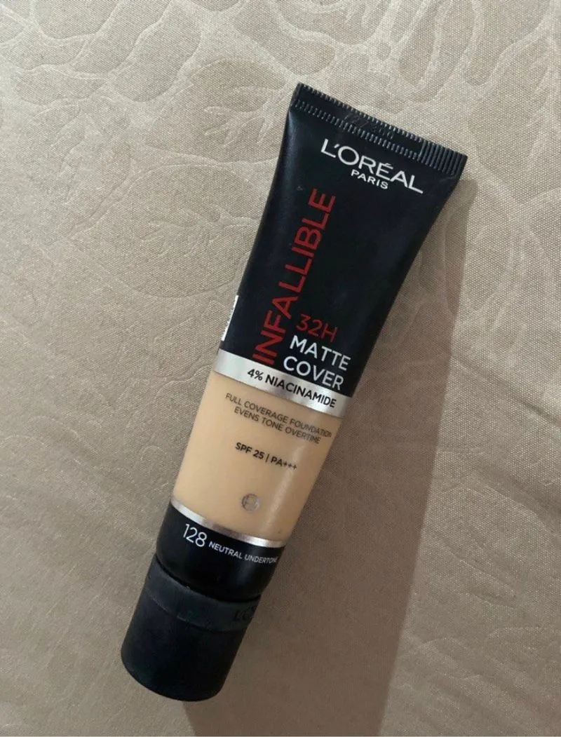 loreal infallible foundation matte cover 32hr photo 1
