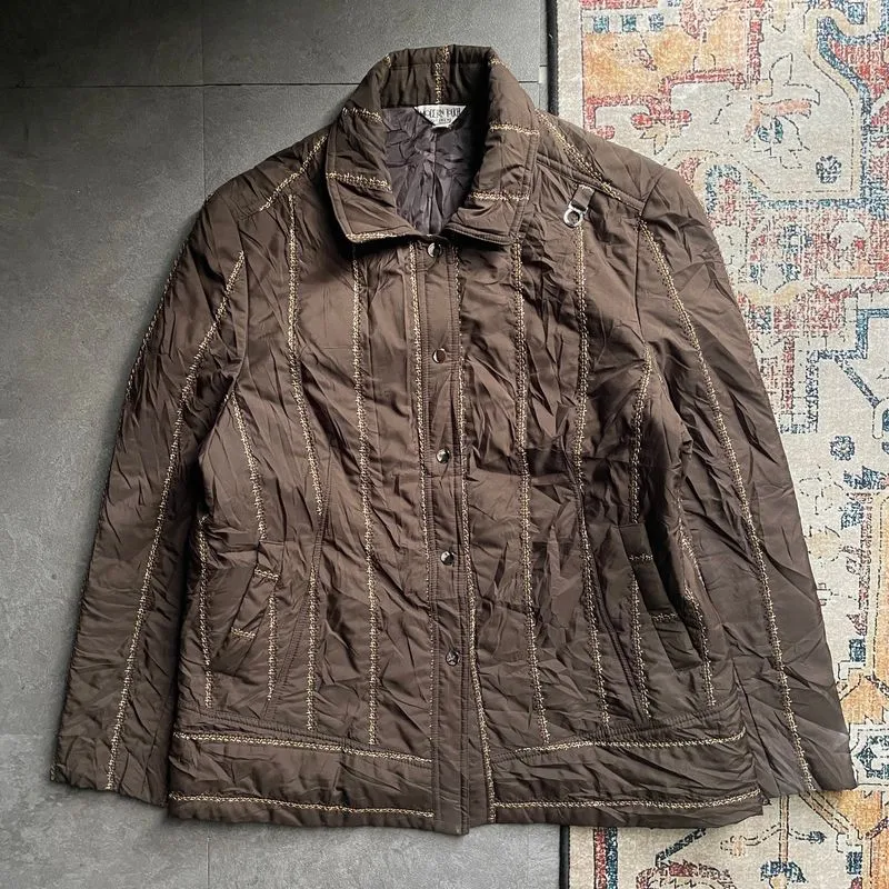 Modern touch outwear motif jacket photo 1