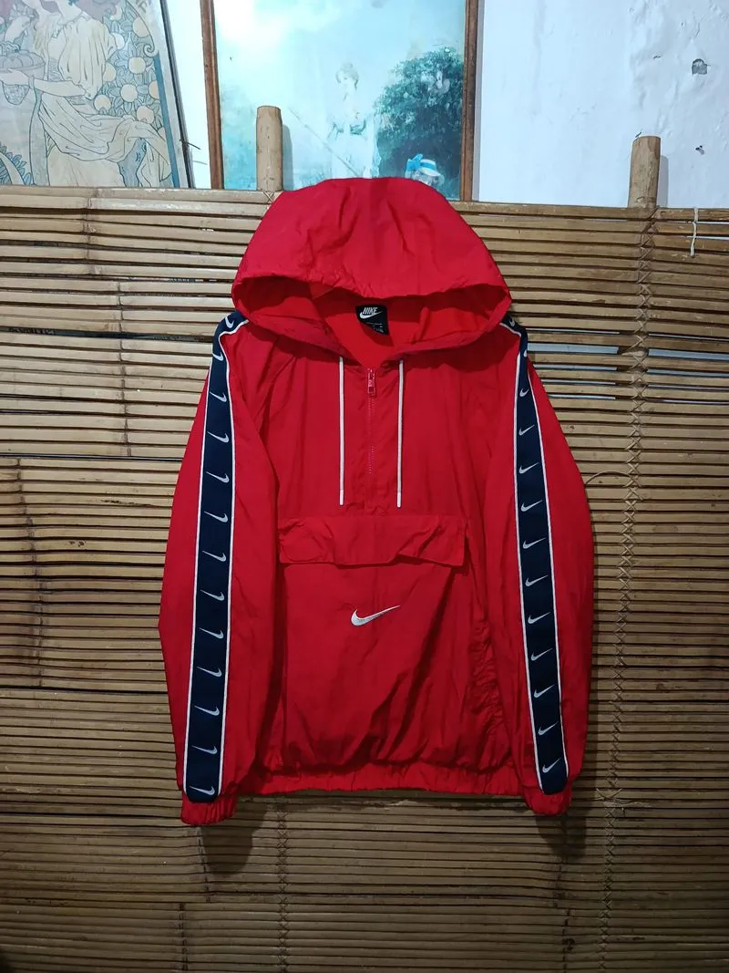 NIKE BIG SWOOSH TAPPED ANORAK JACKET photo 1
