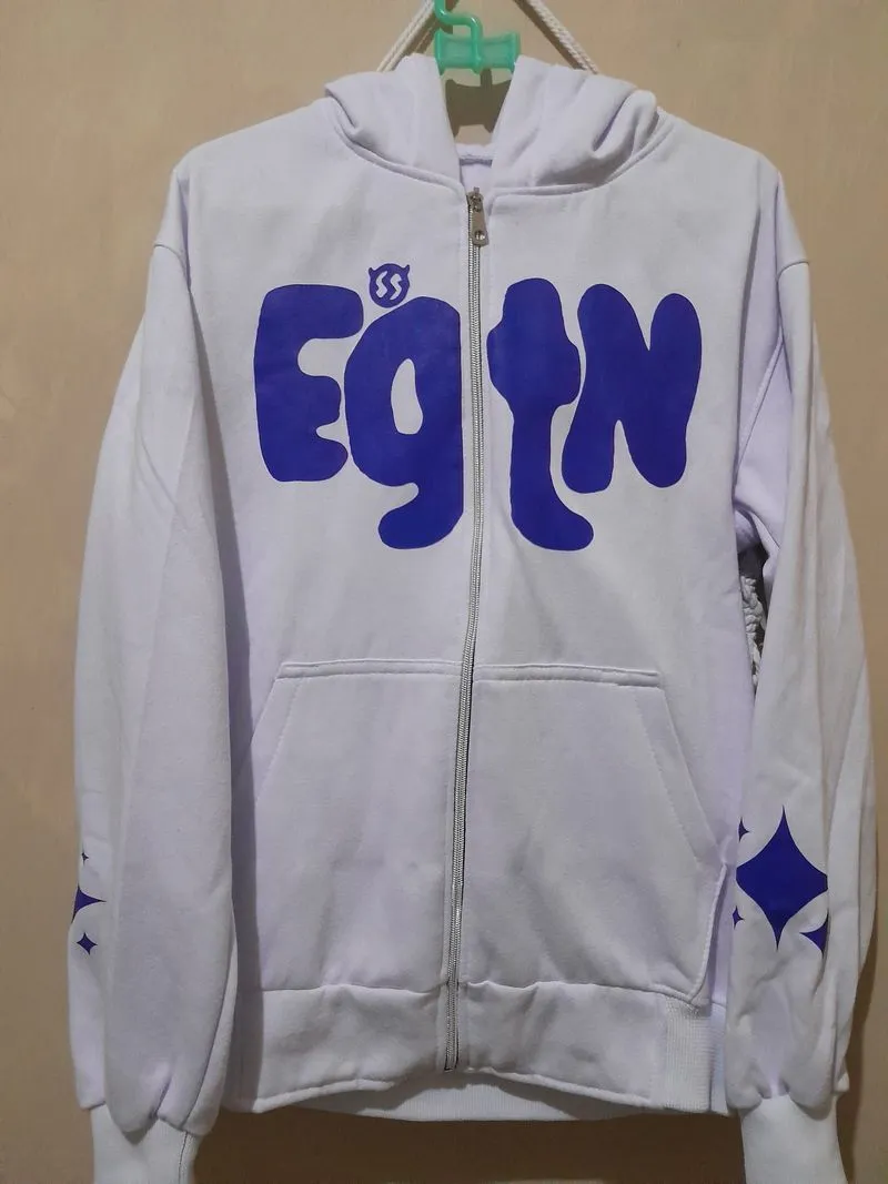 hoodie photo 1