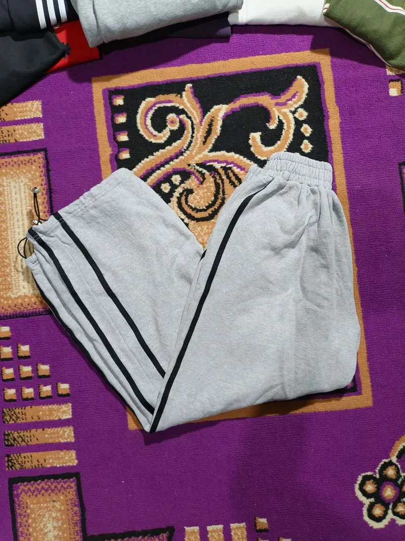 At.Corner Sweatpants photo 1