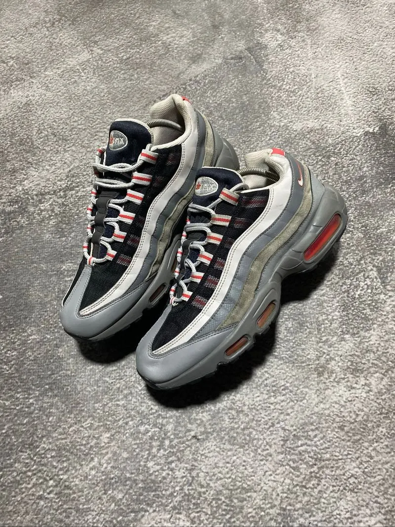 Nike air max 95 essential particle grey photo 1
