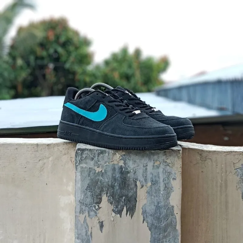 Nike Streetwear Casual Sneakers Pria black blue photo 1