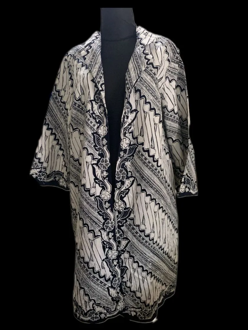 Batik Going out dress Wanita white black photo 1