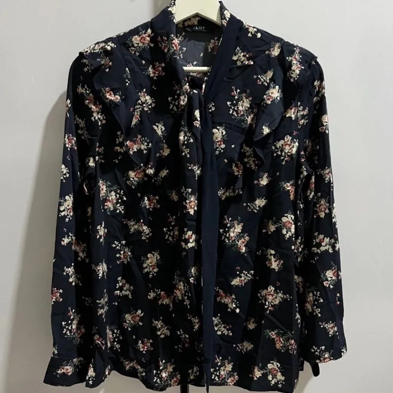 flower shirt photo 1
