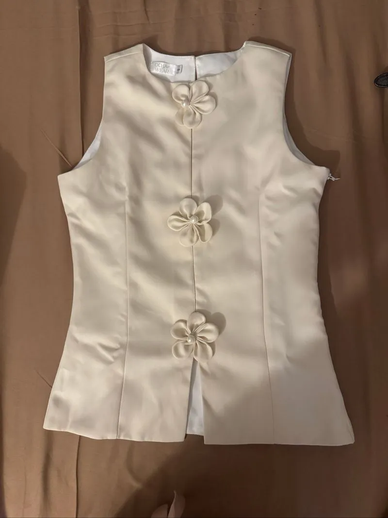 Ocha Wear Iris Top Ivory Size S Like New photo 1