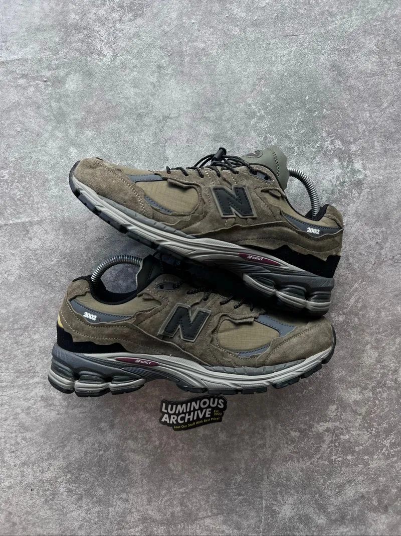New Balance 2002R Protection Pack Dark Moss photo 1