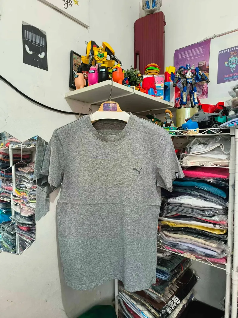 Puma Streetwear T-shirt Pria gray photo 1