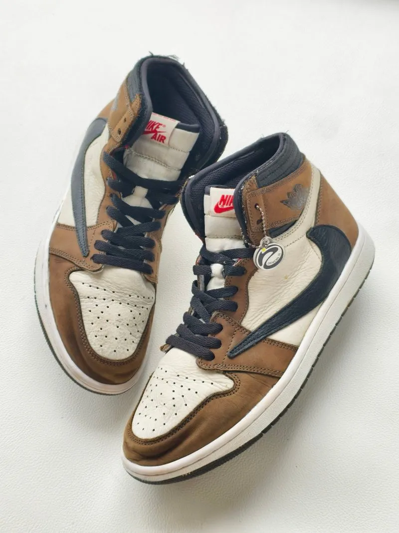 Nike aj1 Travis scott photo 1