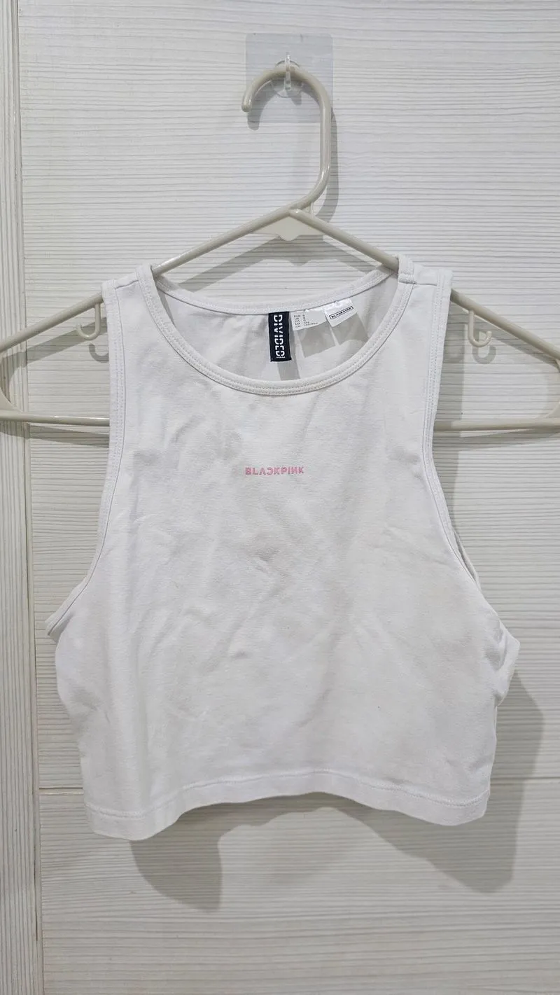 H&M Colab blackpink !! photo 1