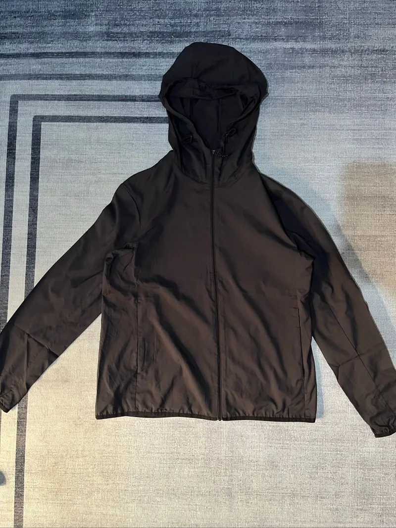 Uniqlo Lightweight  photo 1