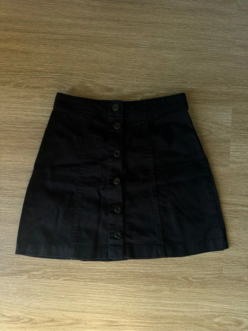 button denim skirt - no brand photo 1