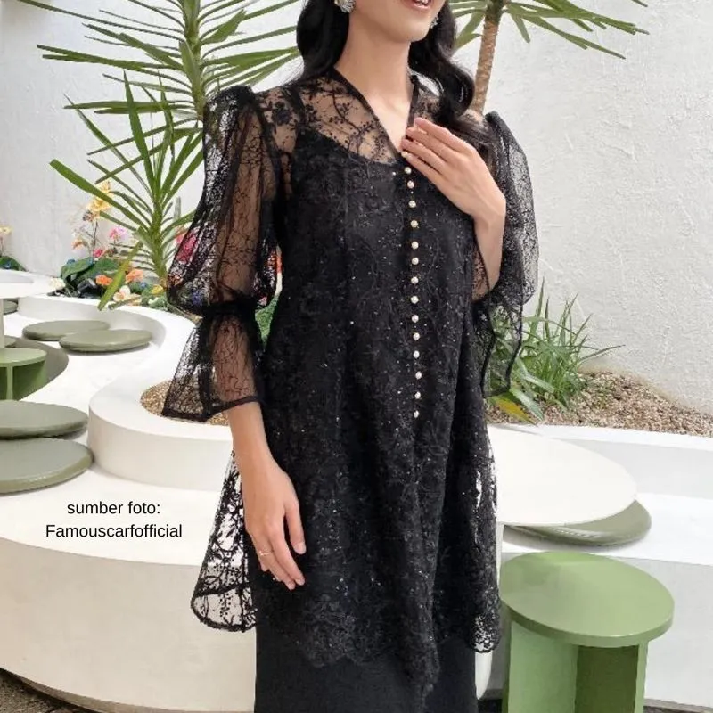 Pakaian adat Pakaian Nasional Kebaya Wanita black photo 1