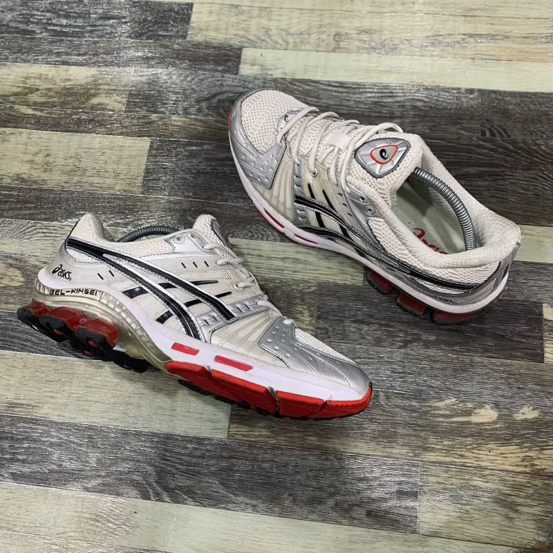 Asics Streetwear Sportswear Sneakers Pria white black photo 1
