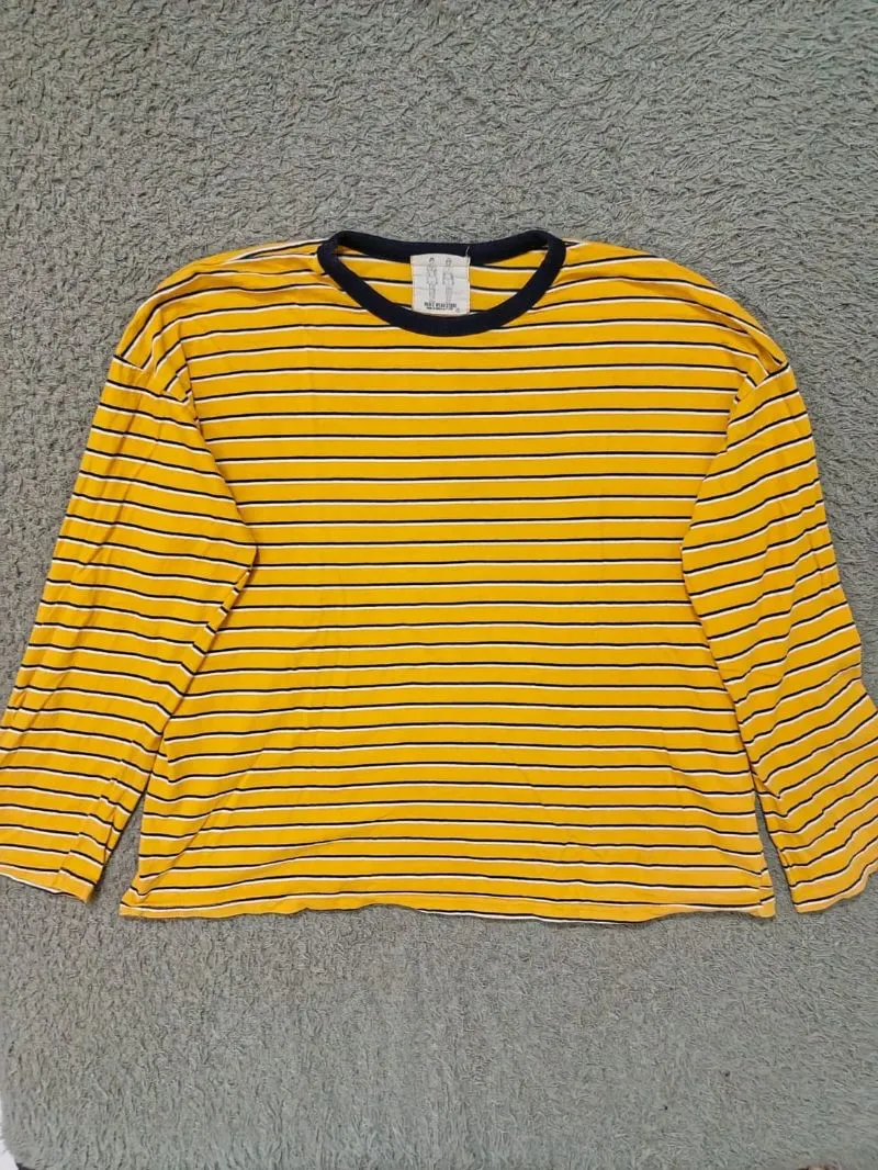 Japanese brand Skater Casual T-shirt Pria white yellow photo 1
