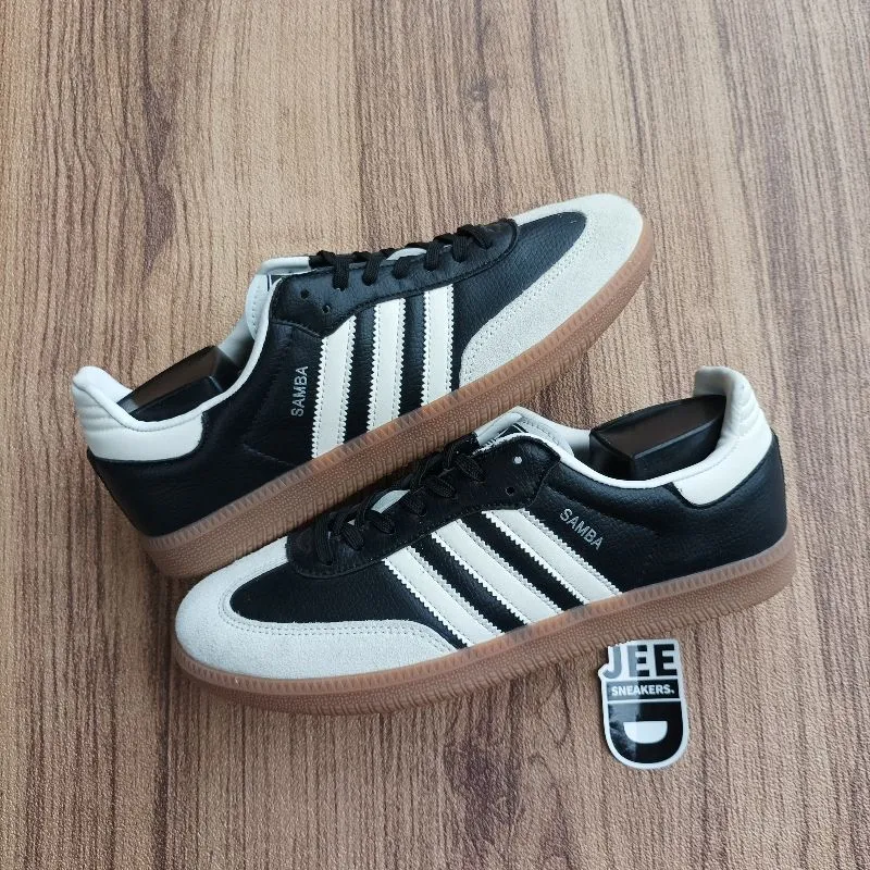 Adidas Indie Casual Sneakers Pria white black photo 1