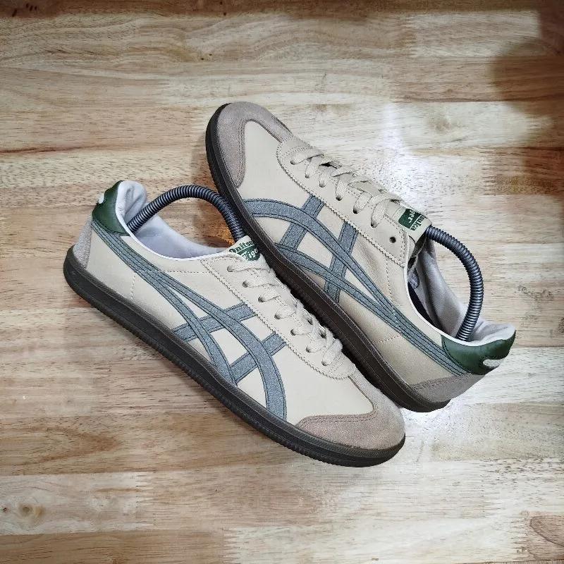 Onitsuka Tiger Casual Sneakers Pria green tan photo 1