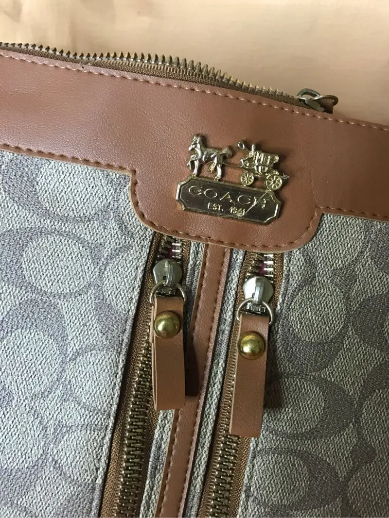 Coach Luxury Casual Shoulder bag Wanita tan brown photo 1