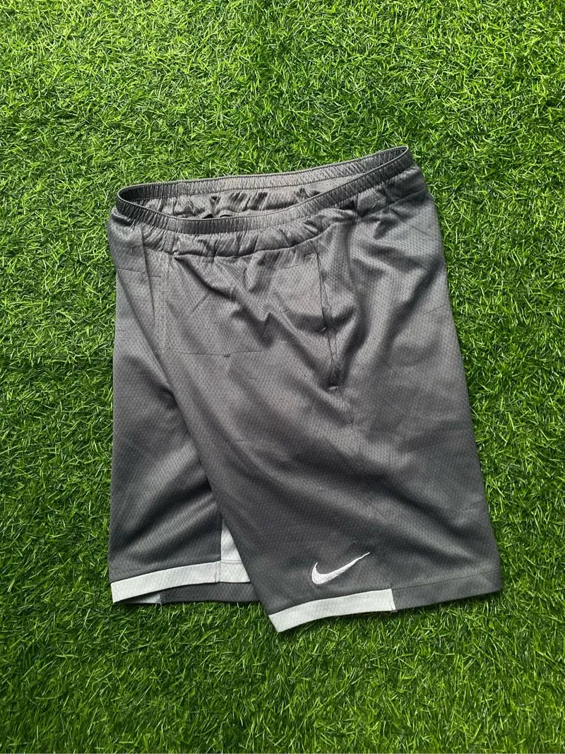Nike Casual Short Pria gray photo 1