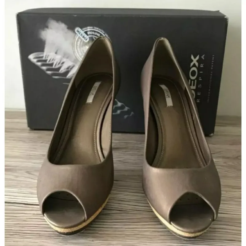 Geox Casual Heels Wanita gold brown photo 1