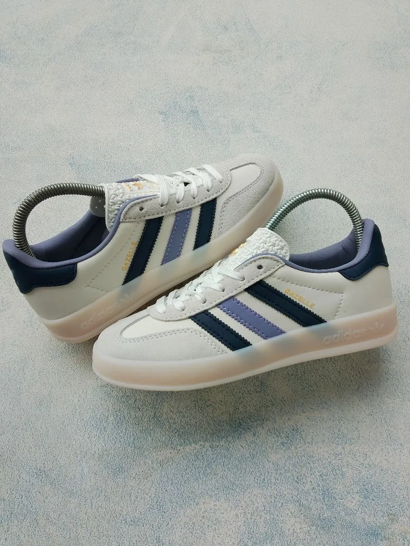 Adidas Casual Sneakers Wanita white photo 1