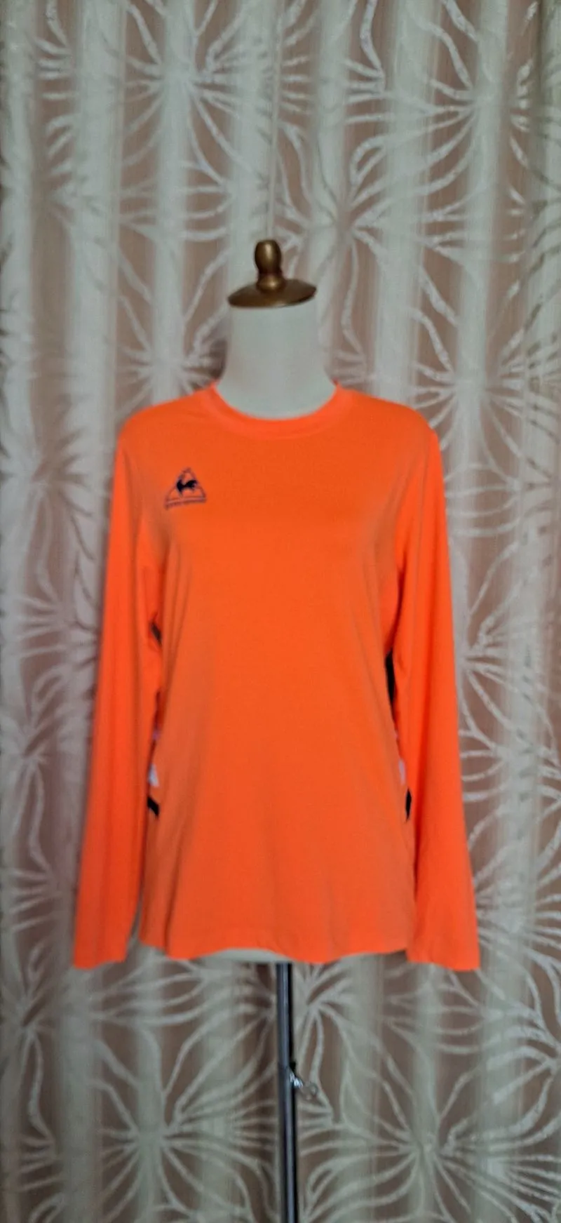Le Coq Sportif Casual Jersey Wanita orange photo 1