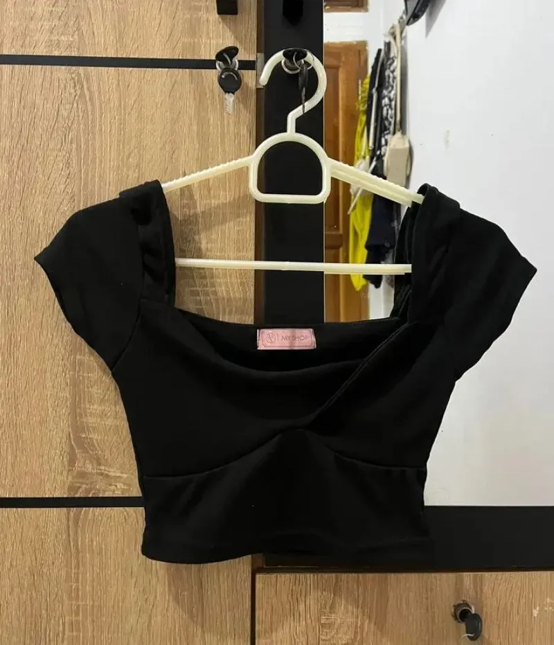 Coquette Crop top Wanita black photo 1